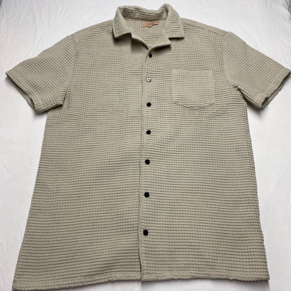 Negative Space Mens Waffle Knit Camp Shirt Beige Short Sleeve Button Down M